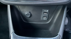 Vauxhall Crossland 1.2 Turbo SRi Nav 5dr Petrol Hatchback